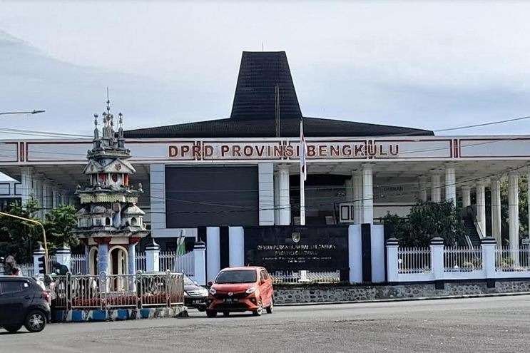 DPRD Provinsi Bengkulu Kelebihan Bayar Perjalanan Dinas Rp 4 Miliar, BPK Temukan Kejanggalan