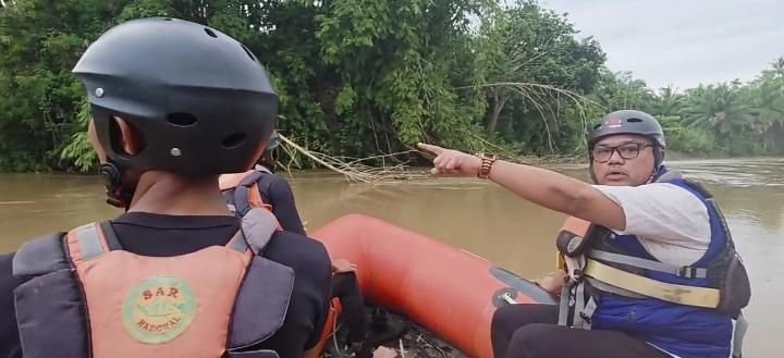 Hari Ini Pencarian Bocah Tenggelam di Sungai Muara Bangkahulu Dilanjutkan