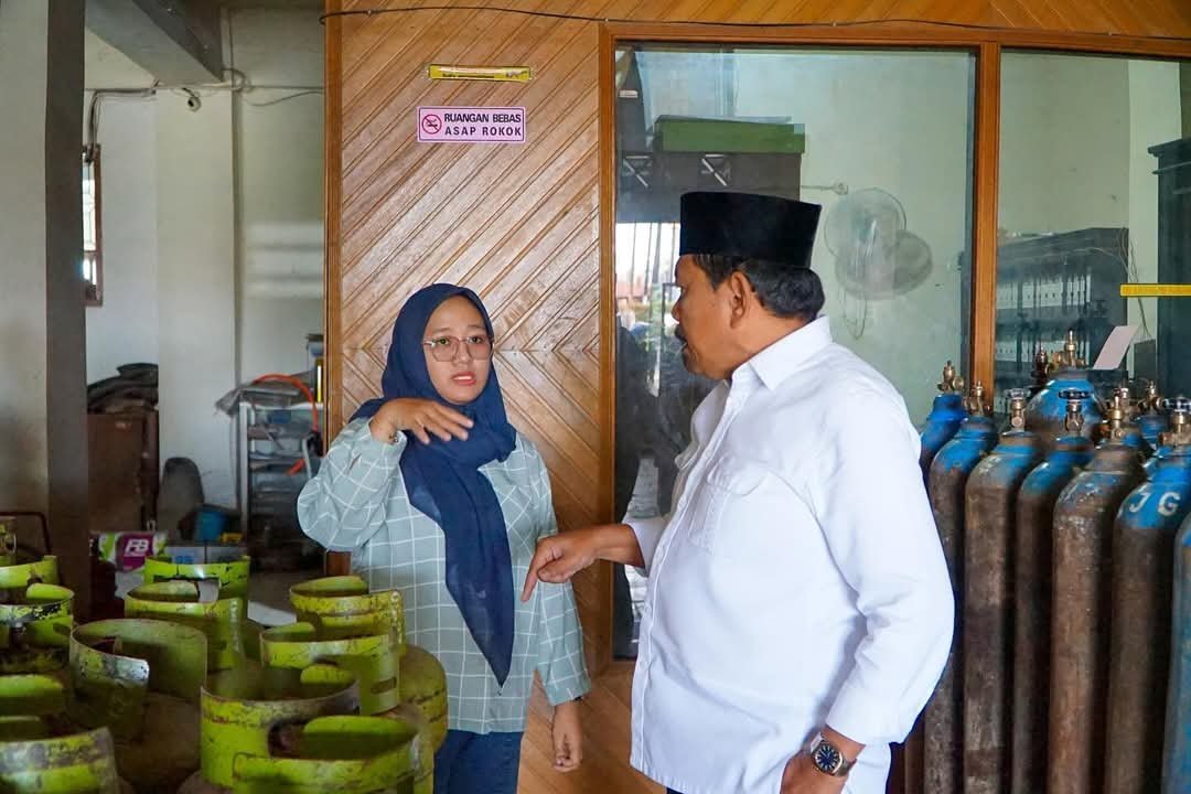 Wagub Mian Sidak Pangkalan Elpiji 3 Kg di Bengkulu, Warga Keluhkan Kelangkaan
